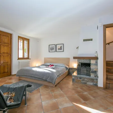 Casa Dei Galli Граведона